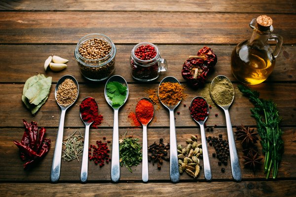 Commander des épices en ligne : savourez l'excellence depuis chez vous