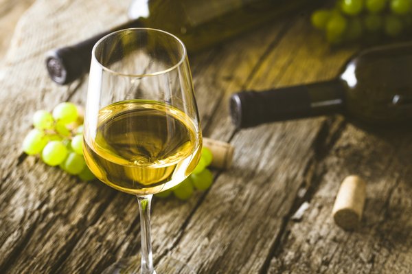 Découvrez les meilleurs choix de vin blanc à savourer